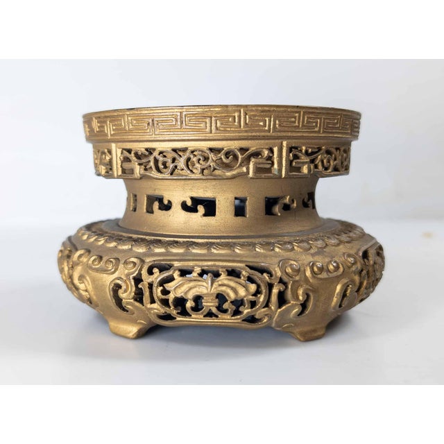 Chinese 19th Century Chinese Carved Giltwood Gold Painted Display Stand Base For Sale - Image 3 of 18