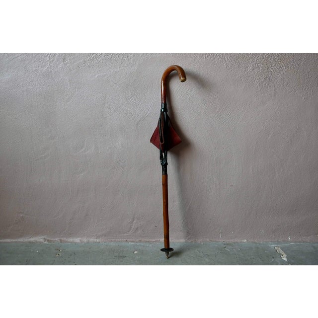 This antique hunting walking stick-seat is one of those rare objects that have stood the test of time without losing their...