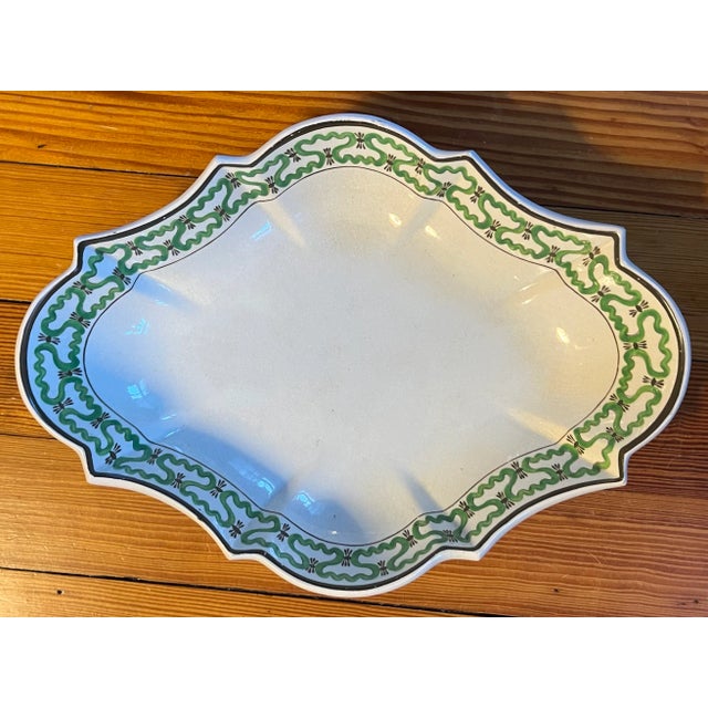 English Antique 18th Century English George III Creamware Serving Dish Circa 1790 For Sale - Image 3 of 10