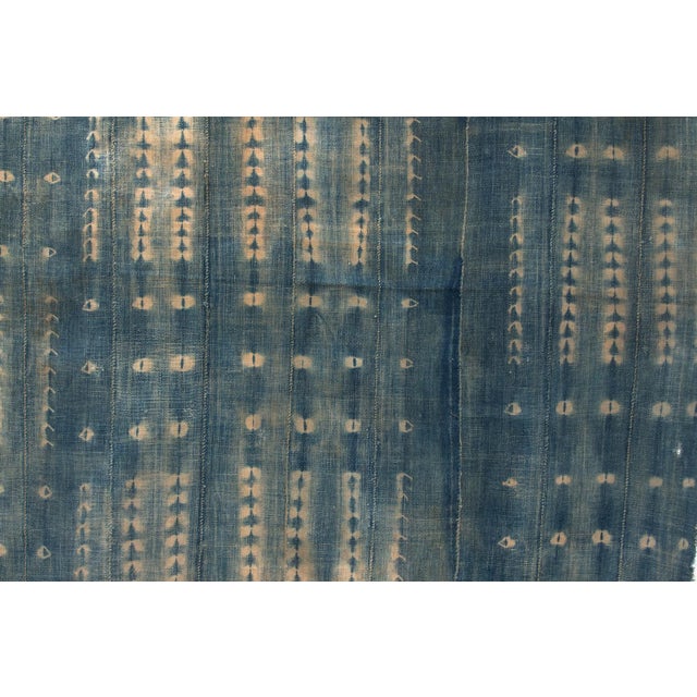 1960s Vintage Malinke African "Desert Sand" Indigo Throw For Sale - Image 5 of 7