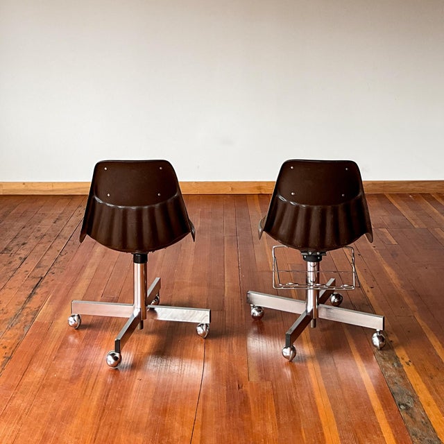 Mid 20th Century Fiberglass Desk Chairs by Clarin Corporation, 6 Pieces For Sale - Image 9 of 15