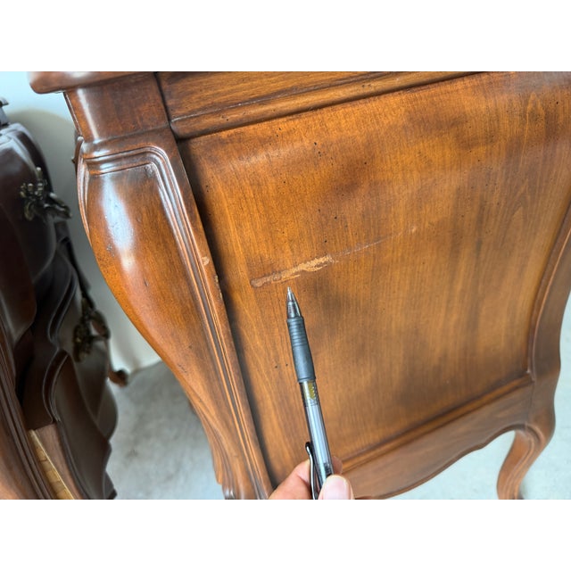Vintage Louis XV Style French Provincial Nightstands - A Pair For Sale - Image 17 of 17