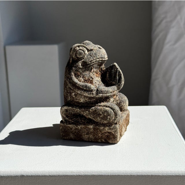 1980s Small Balinese Limestone Frog Sculpture, 1980s For Sale - Image 5 of 10