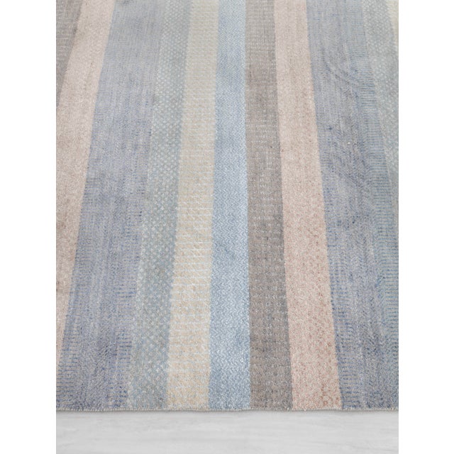 Contemporary 4' x 6' Savannah Hand Knotted Modern Light Blue,Gray Wool & Silk Rug For Sale - Image 3 of 18