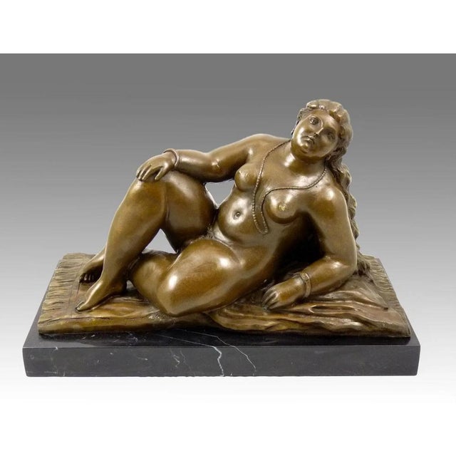 Sculpture of Nude Woman at the Beach, 20th Century, Bronze For Sale - Image 3 of 10