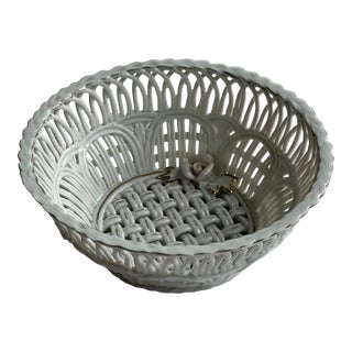 Basketweave Round Porcelain Bowl With Gold Details and a Pink Rose For Sale