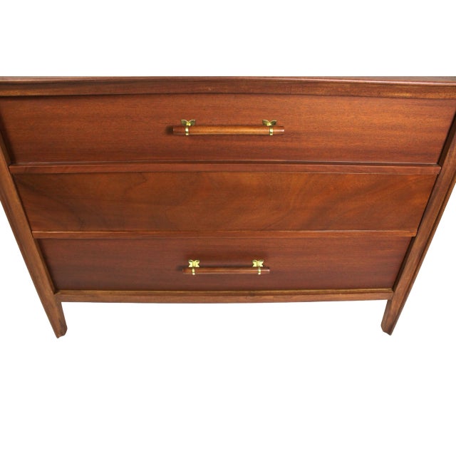1960s Vintage Mid-Century Modern Mahogany Widdicomb Dresser Professionally Restored For Sale - Image 10 of 12