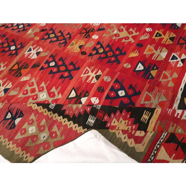 Galerie Shabab Collection Early 20th Century Handmade Turkish Flatweave Kilim Large Carpet For Sale - Image 9 of 10