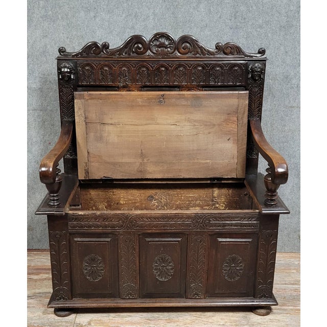 Renaissance Style Neo-Gothic Wooden Bench with Chest, 19th Century For Sale - Image 3 of 9