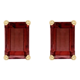 14K Yellow Gold 6x4MM Emerald Shaped Garnet Solitaire Stud Earrings For Sale