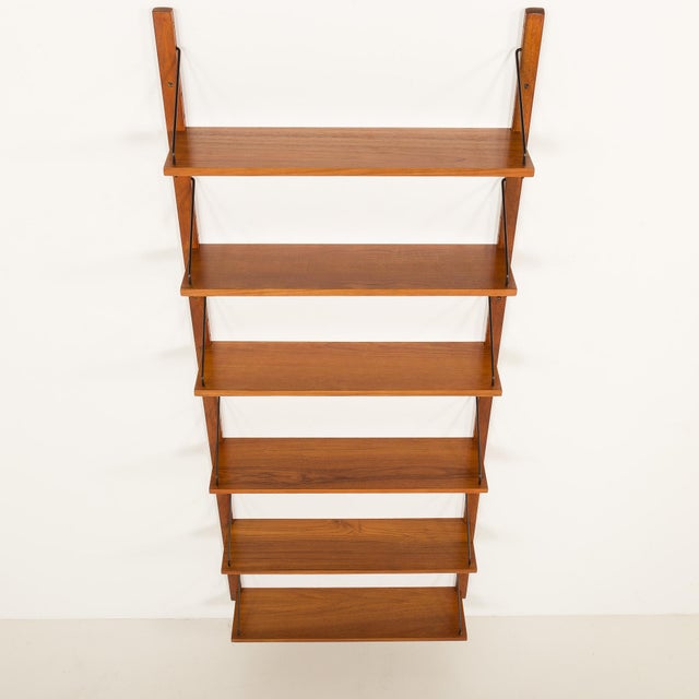 1960s Danish Teak Shelving Unit in the style of Cadovius, 1960s For Sale - Image 5 of 10
