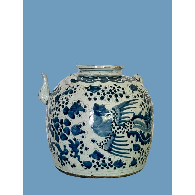 Rare 19th. Century Large Chinese Blue and White Phoenix (Wine) Vessel / Pot For Sale - Image 4 of 14