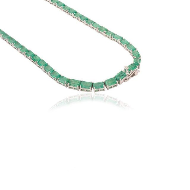 33.44ct Natural Emerald Tennis Necklace in 925 Silver for Her For Sale - Image 4 of 13