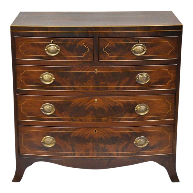 American Federal Crotch Mahogany Inlaid 5 Drawer Bachelor Bowfront