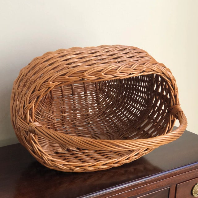 Tan Rustic Mid-20th Century Market Basket For Sale - Image 8 of 9
