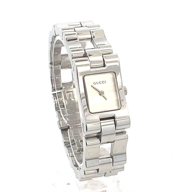 Late 20th Century Late 20th Century Gucci Estate Swiss Made Stainless Steel Ladies Wristwatch For Sale - Image 5 of 12