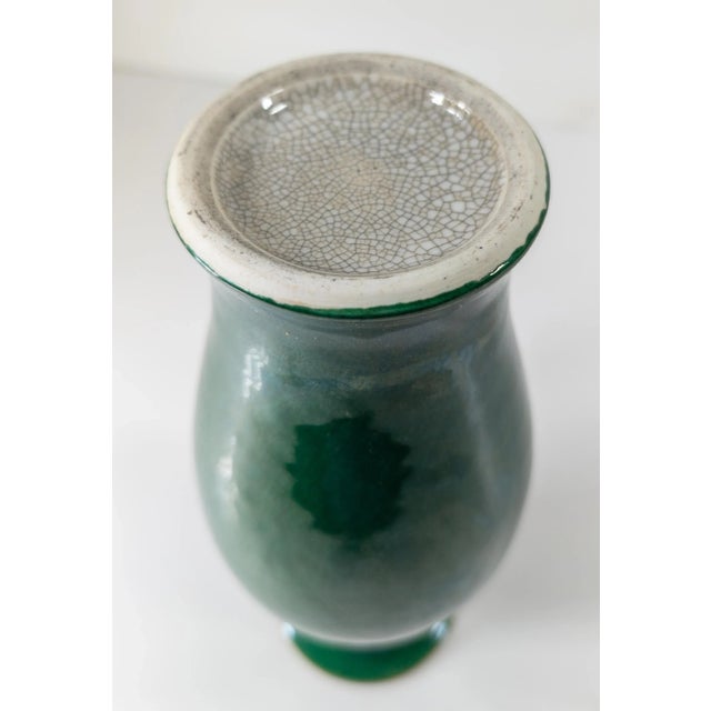 19th Century Chinese Dark Apple Green Crackled Vase, Qing Dynasty For Sale - Image 11 of 13