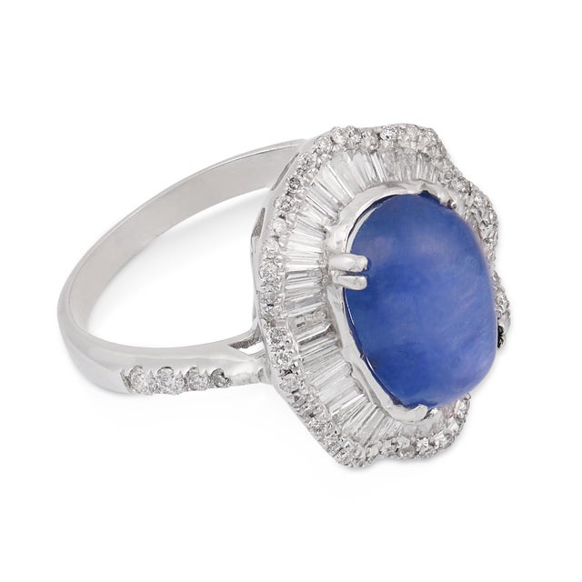 Vintage 5.00 Carat Star Sapphire Diamond Ballerina Cluster 18k White Gold Ring, Size 6.5 For Sale - Image 4 of 7