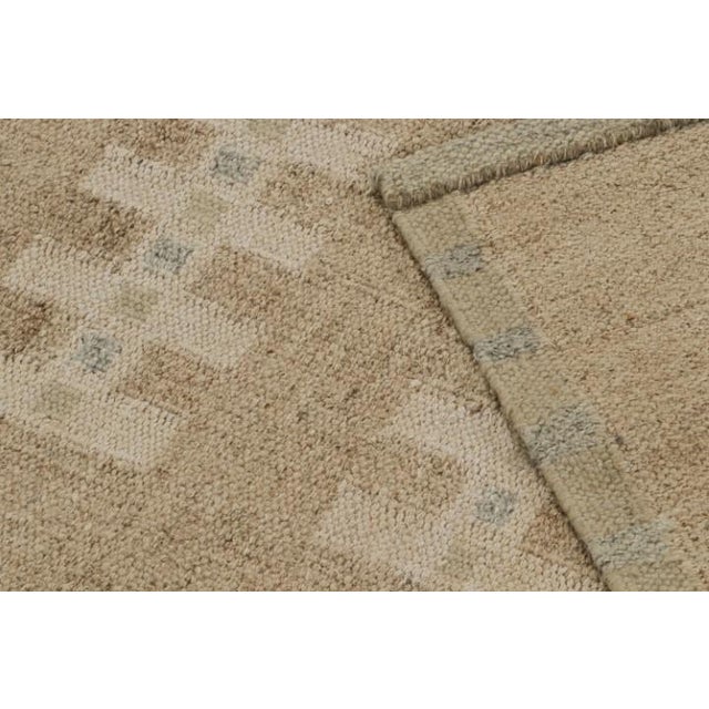 Textile Rug & Kilim’s Scandinavian Style Kilim Rug in Beige With Geometric Patterns For Sale - Image 7 of 7