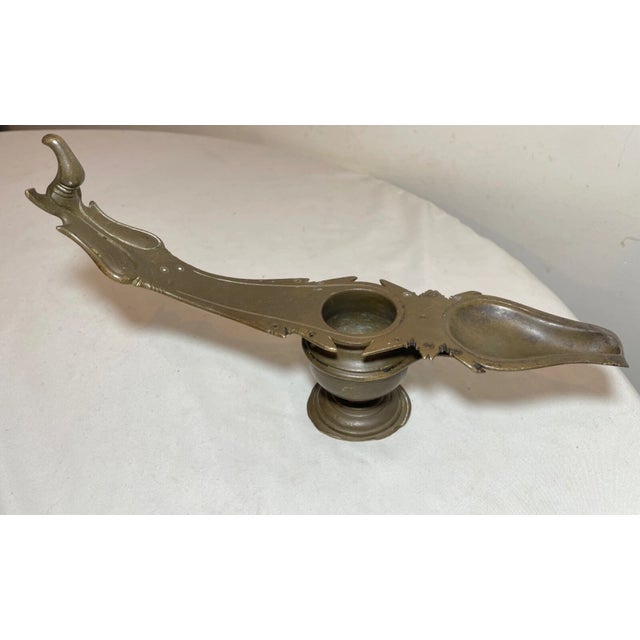 Indian Antique 19th Century Bronze Indian Hindu Bronze Changalvetta Ritual Oil Lamp For Sale - Image 3 of 16