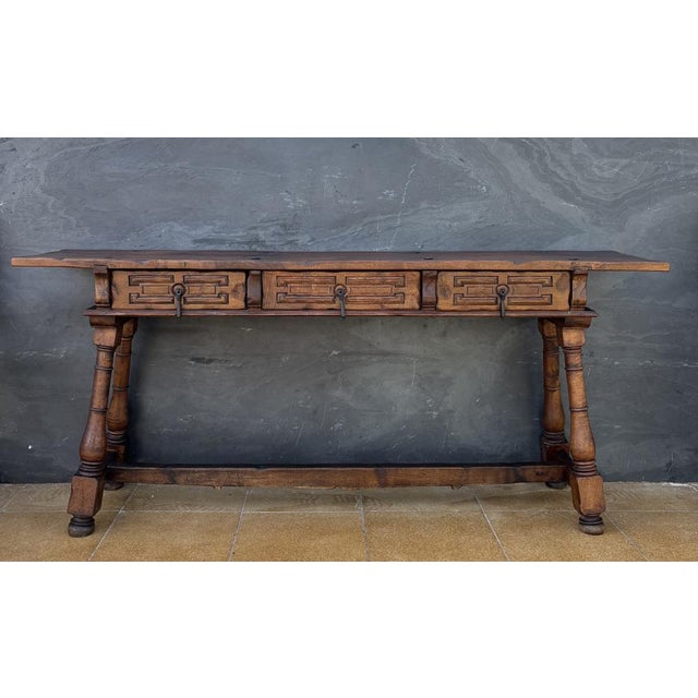 Spanish Renaissance Revival Three-Drawer Console Table, 1920, in Good conditions. Designed 1920 to 1949