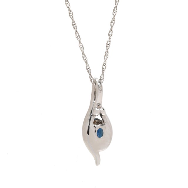 Modern 0.72ctw Diamond and Sapphire Pendant Necklace, Platinum, Length 18 In For Sale - Image 3 of 6