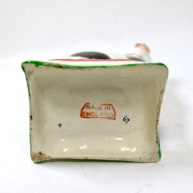 Ceramic 1920's Staffordshire Ware Mantle Cat on Cushion Figurine Right Facing For Sale - Image 7 of 15