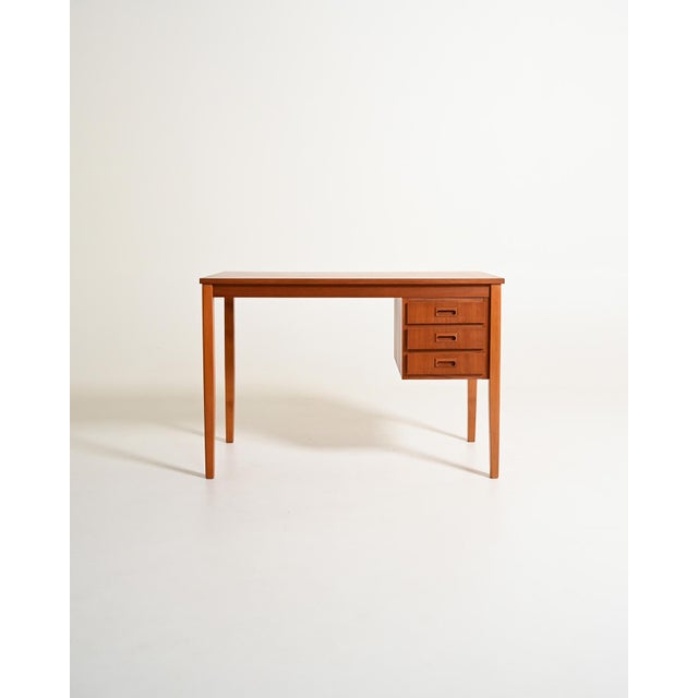 Scandinavian Teak Desk with Movable Drawers, 1960s For Sale - Image 11 of 11