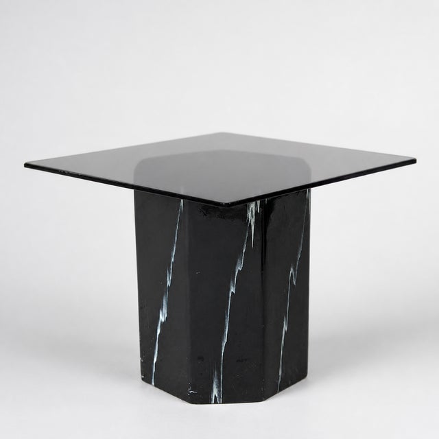 Postmodern Faux Marble Pedestal Side Table – Ceramic & Glass, 1980s, Mid-Century For Sale - Image 11 of 17
