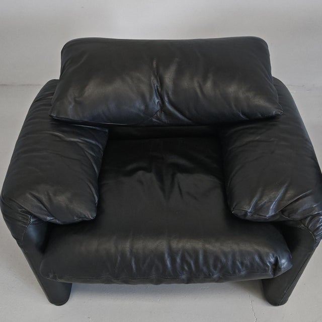 Maralunga Armchairs in Black Leather, 1980s, Set of 2 For Sale - Image 13 of 18