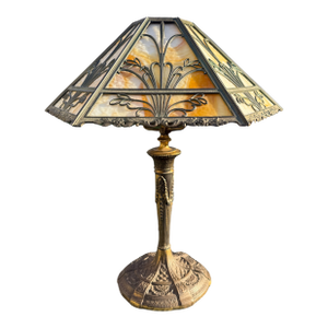 Early 20th Century American Art Nouveau Caramel Slag Glass Lamp