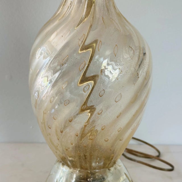 Mid-Century Italian Murano Glass Lamp in Gold Swirl For Sale - Image 4 of 9