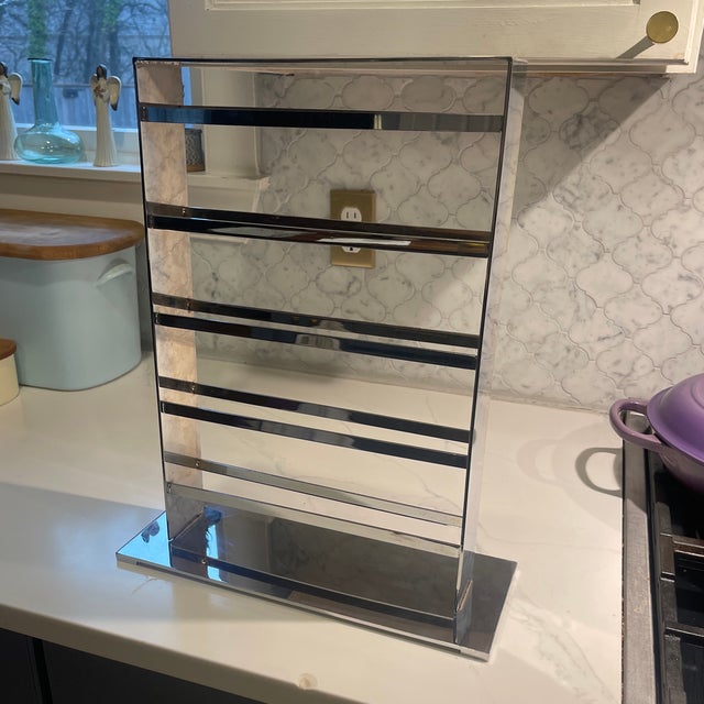 Chrome Heavy Chrome Jewelry Stand / Sculptural Metal Organizer | Modern Vertical Display, Late 20th Century For Sale - Image 8 of 8