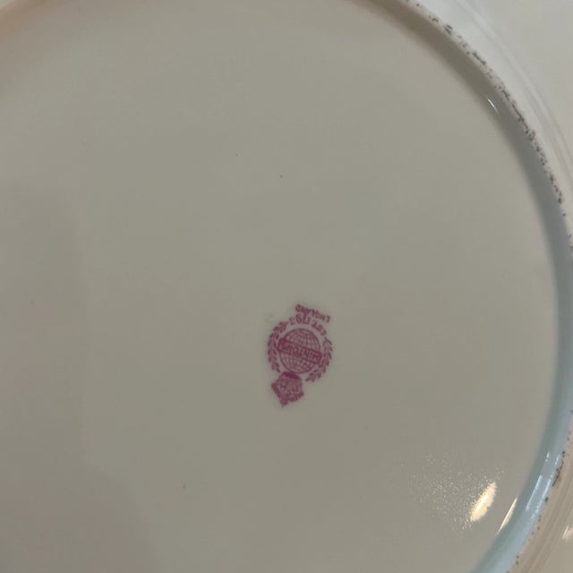 Antique Minton Chinoiserie Porcelain Dinner Plates- a Pair For Sale In New York - Image 6 of 7
