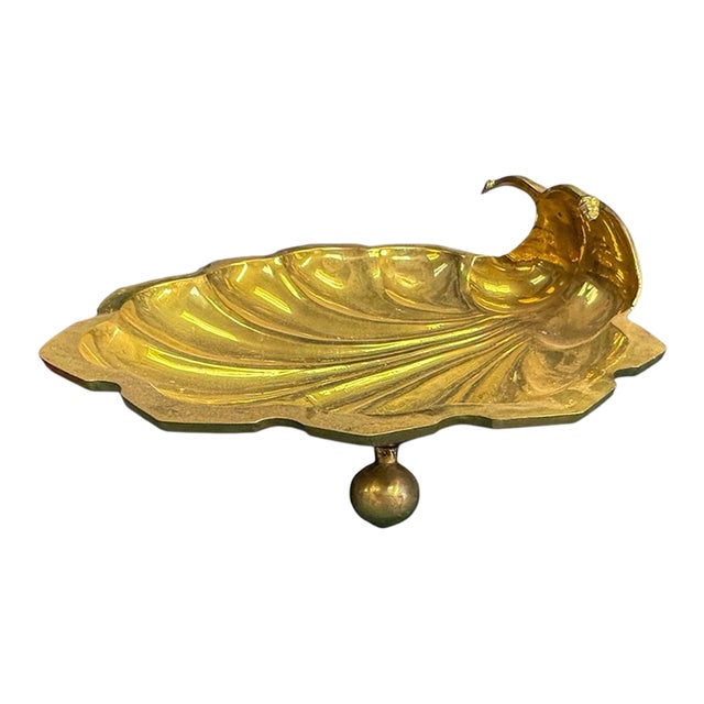 1970s Hollywood Regency Decorative Crafts Brass Shell Grotto Serving Dish Cachepot For Sale