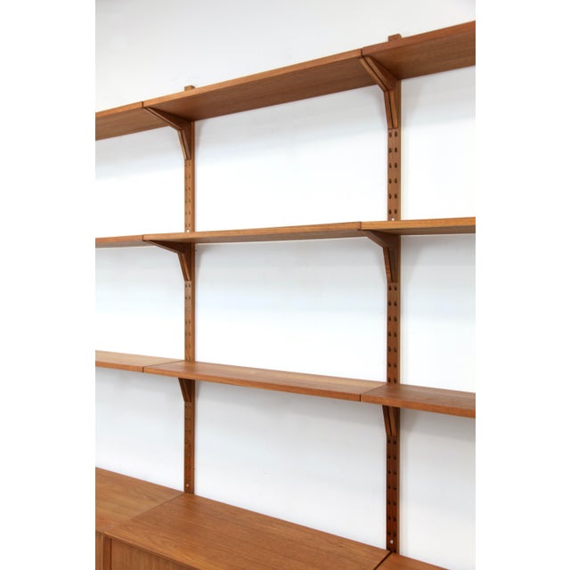 3-Strip Wall Shelf in Teak by Poul Cadovius for Cado, 1960s, Set of 16 For Sale - Image 15 of 18