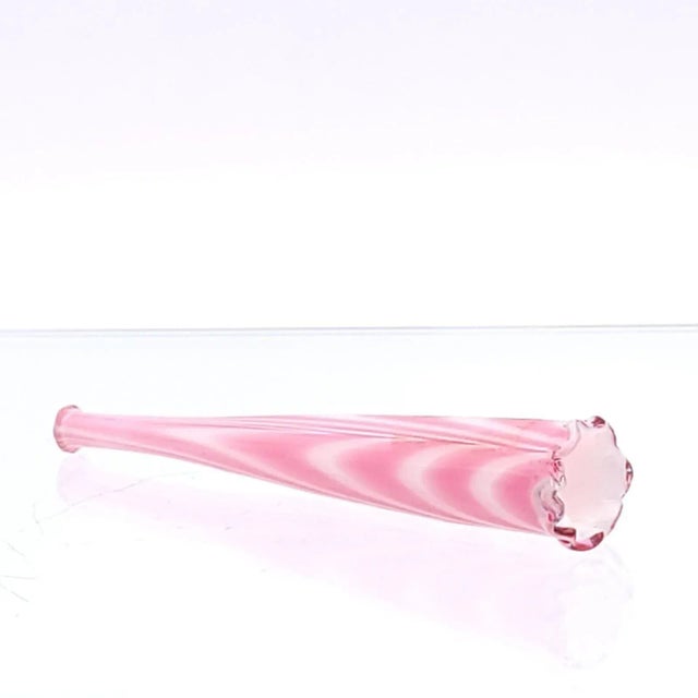 Circa 1850 Loop Glass Cheroot Holder, Ruffled Rim England For Sale - Image 9 of 9