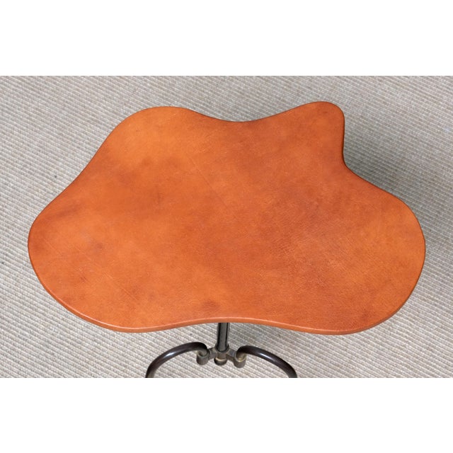 Sculptural Lysberg, Hansen and Therp Brass Side Table, Leather Top, Denmark, 1940s For Sale - Image 9 of 13