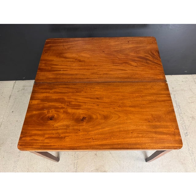 Early 19th Century Antique Georgian Mahogany Tea Table, 1800 For Sale - Image 5 of 12
