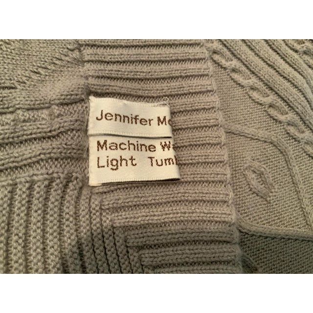 1980s Custom Gray Cable Knit Cotton Throw & Lumbar Pillow Set- 2 Pieces For Sale - Image 10 of 13