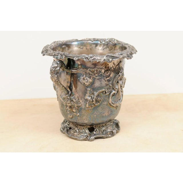 Metal English 19th Century George III Sheffield Silver on Copper Champagne Bucket For Sale - Image 7 of 13