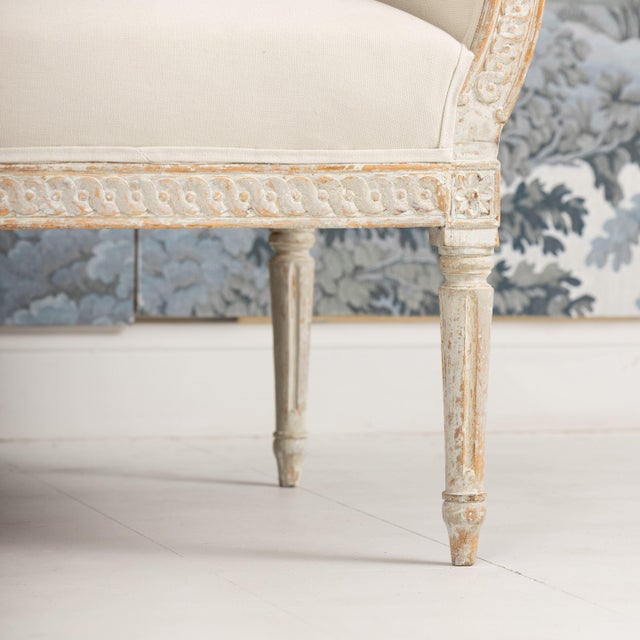 19th C. Swedish Gustavian Period Upholstered Daybed in Original Paint For Sale - Image 10 of 15