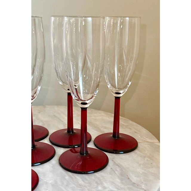 Late 20th Century Champagne Flutes With Red Stems - Set of 8 For Sale - Image 5 of 10