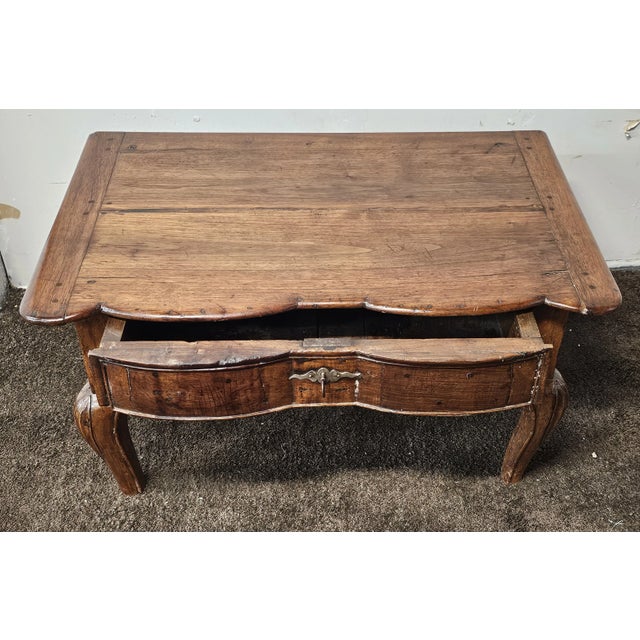 Early 19th Century Provincial Walnut Low Side Table, Circa 1820s For Sale - Image 4 of 10