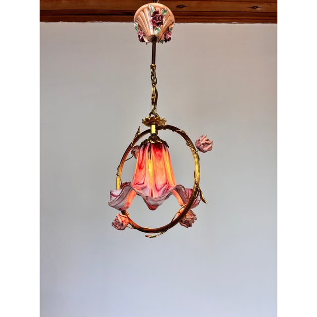 ⁠1970s Vintage Italian Pink Murano Ruffled Glass and Ceramic Rose Chandelier⁠ For Sale - Image 9 of 17