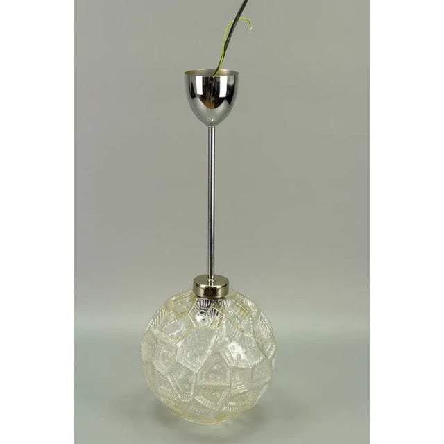 Mid-Century Modern Glass & Chrome Pendant Light For Sale - Image 12 of 18