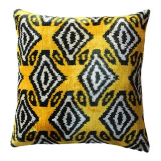 Contemporary Luxury Décor Handmade Bohemian Pillow For Sale