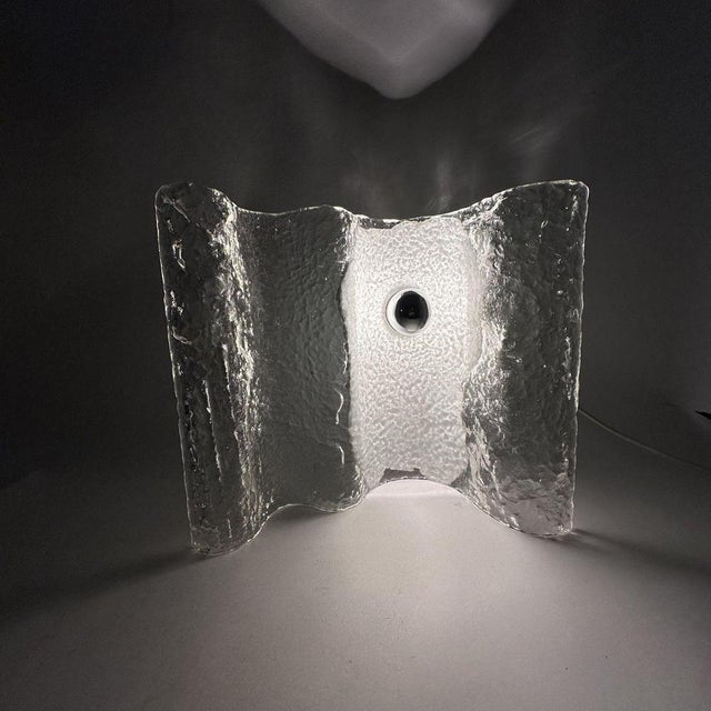 Dimensions: 43.5 cm Width 38.5cm Height , 22 cm depth Condition: Good Material: Glass , metal Color: White, transpirant....