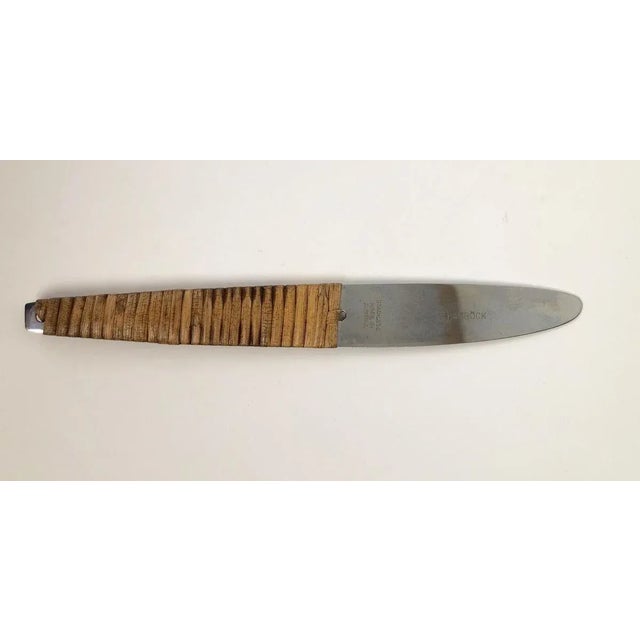 Triangular Walnut Cutting Board with Amboss Knife from Werkstätte Carl Auböck, 1950s, Set of 2 For Sale - Image 10 of 11