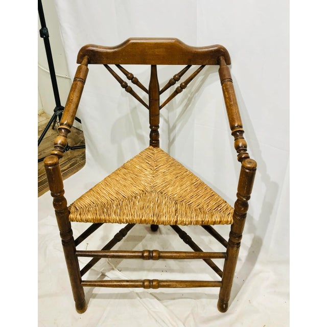 Mid 19th Century Antique Wooden Spindle Chair With Rush Seat For Sale - Image 4 of 8